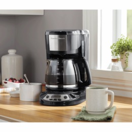 Black+Decker 12-Cup Programmable Coffee Maker CM1100B, Color