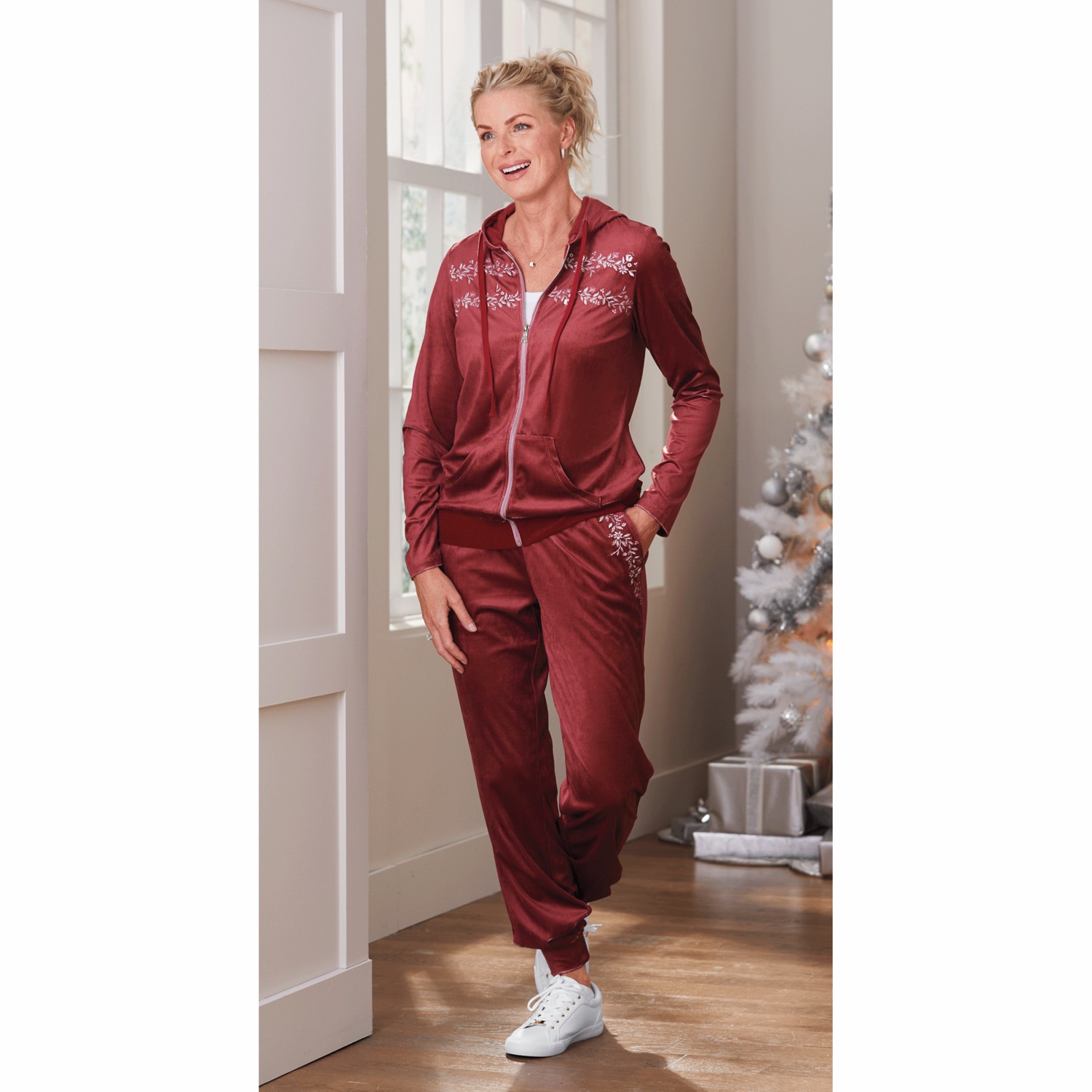 ★大人気商品★ Lilly Embroidered Active Set | Ginny's エッセンシャルオイル