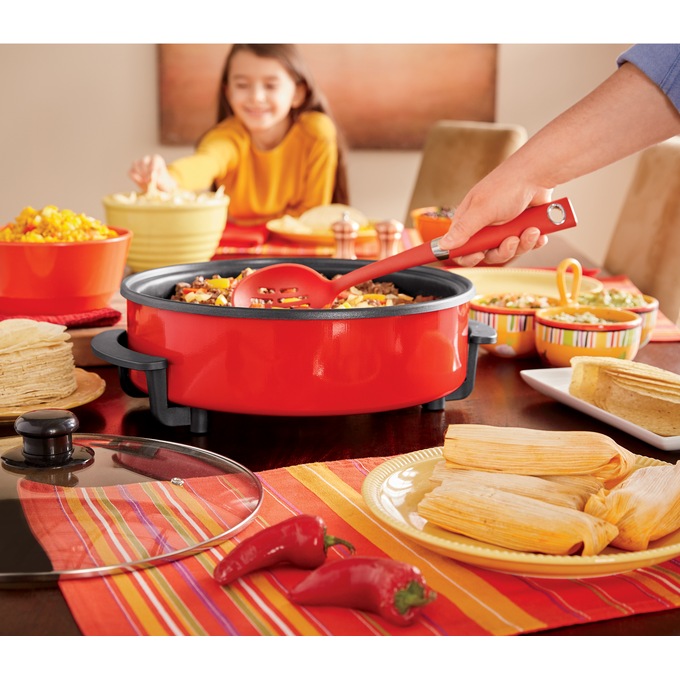 Dash 4.5-qt. Family-Size Skillet