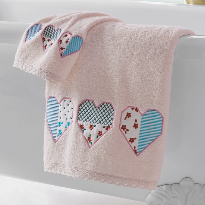 2-Piece Crochet Heart Towel Set, , large