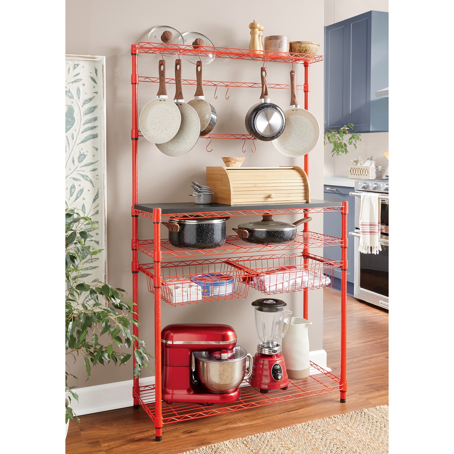 Pot Racks: The Ultimate In Chic Kitchen Organization