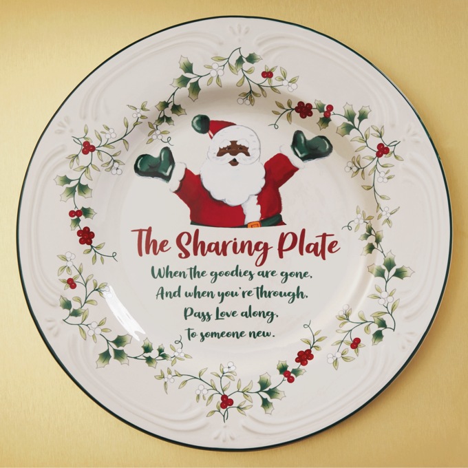 Pfaltzgraff Winterberry African American Santa Sharing Plate, , large
