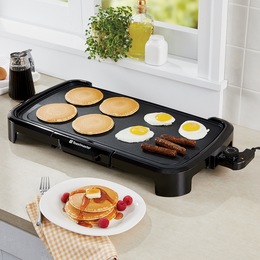 Ginny's Mini Waffle Maker