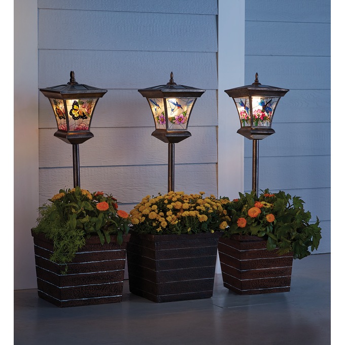 Solar top lantern planter