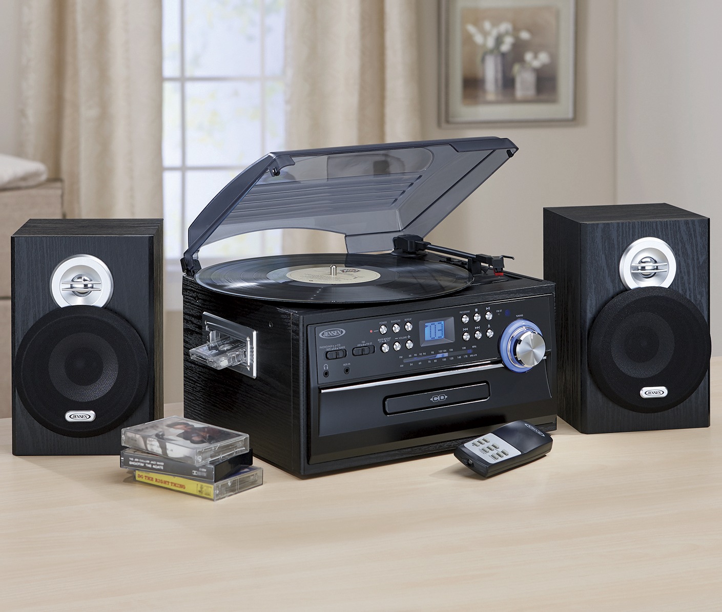 CD, Cassette and AM/FM Radio 