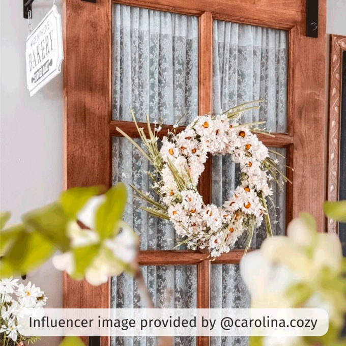 Faux-Daisy Floral Garland, , large