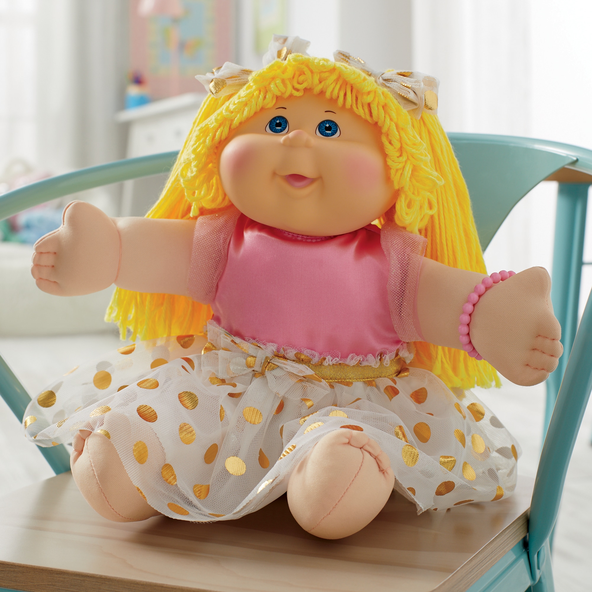 blonde cabbage patch kid