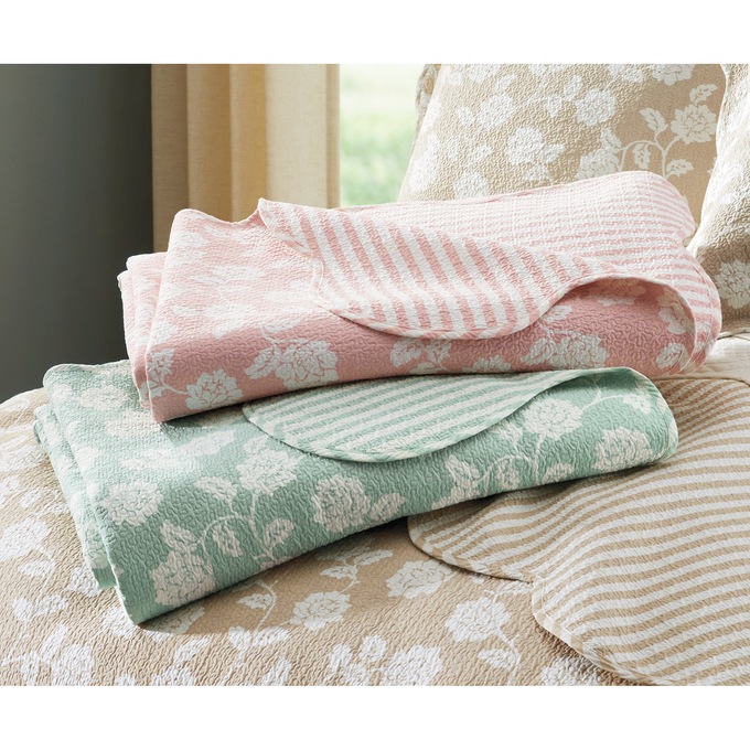 Antique Floral Oversized Quilt, , large